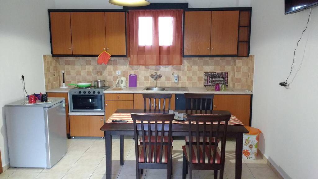 Vazeos Apartments 卡特瑞杜斯 客房 照片