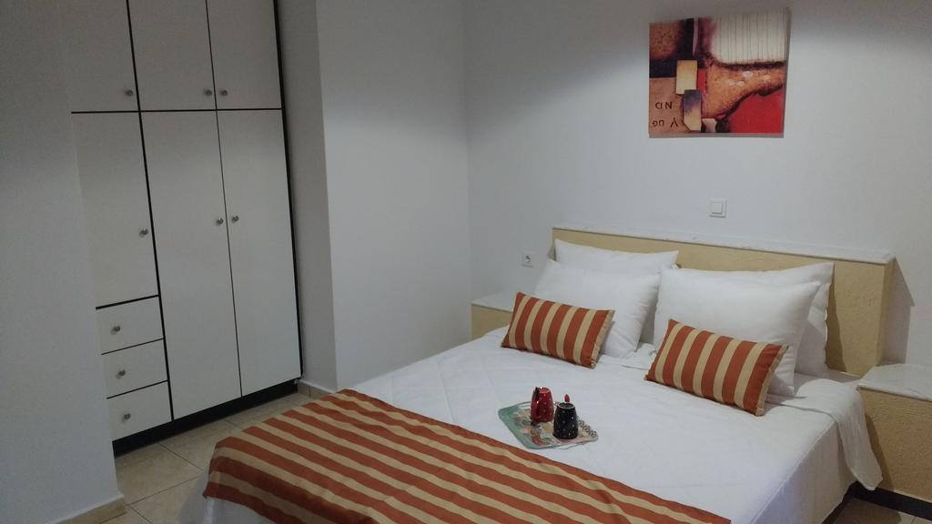 Vazeos Apartments 卡特瑞杜斯 客房 照片
