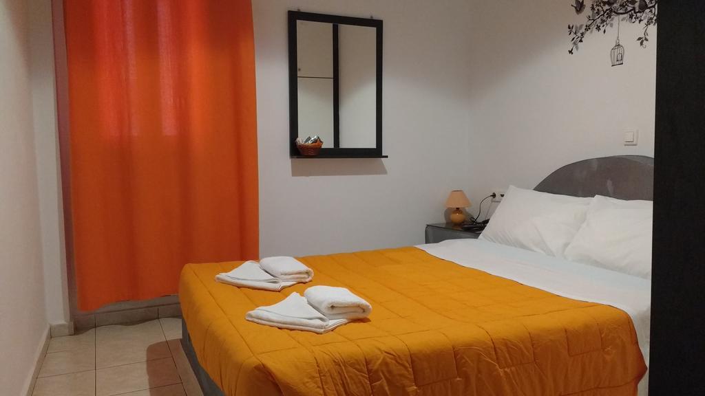 Vazeos Apartments 卡特瑞杜斯 客房 照片