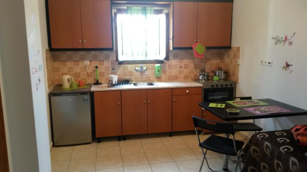 Vazeos Apartments 卡特瑞杜斯 客房 照片
