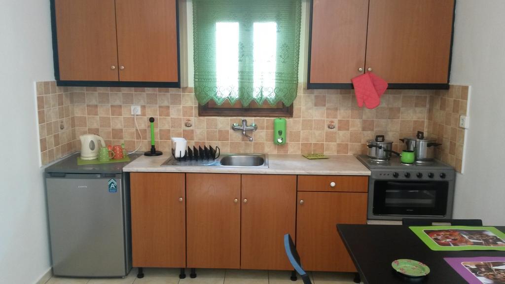 Vazeos Apartments 卡特瑞杜斯 客房 照片